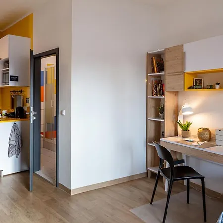 Vibrant In Wroclaw, Sk Apartamento